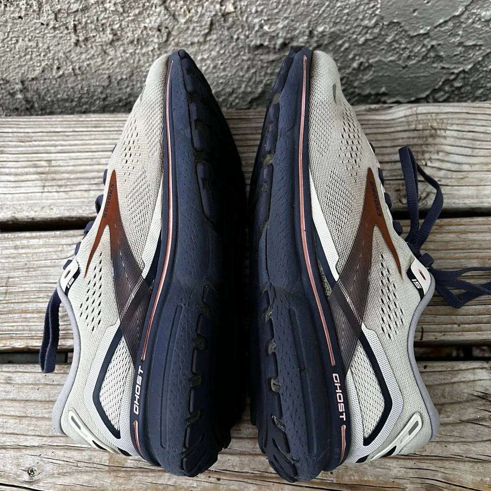 Brooks Shoes Women Size 7.5 Ghost Medium (B) 1203801B492